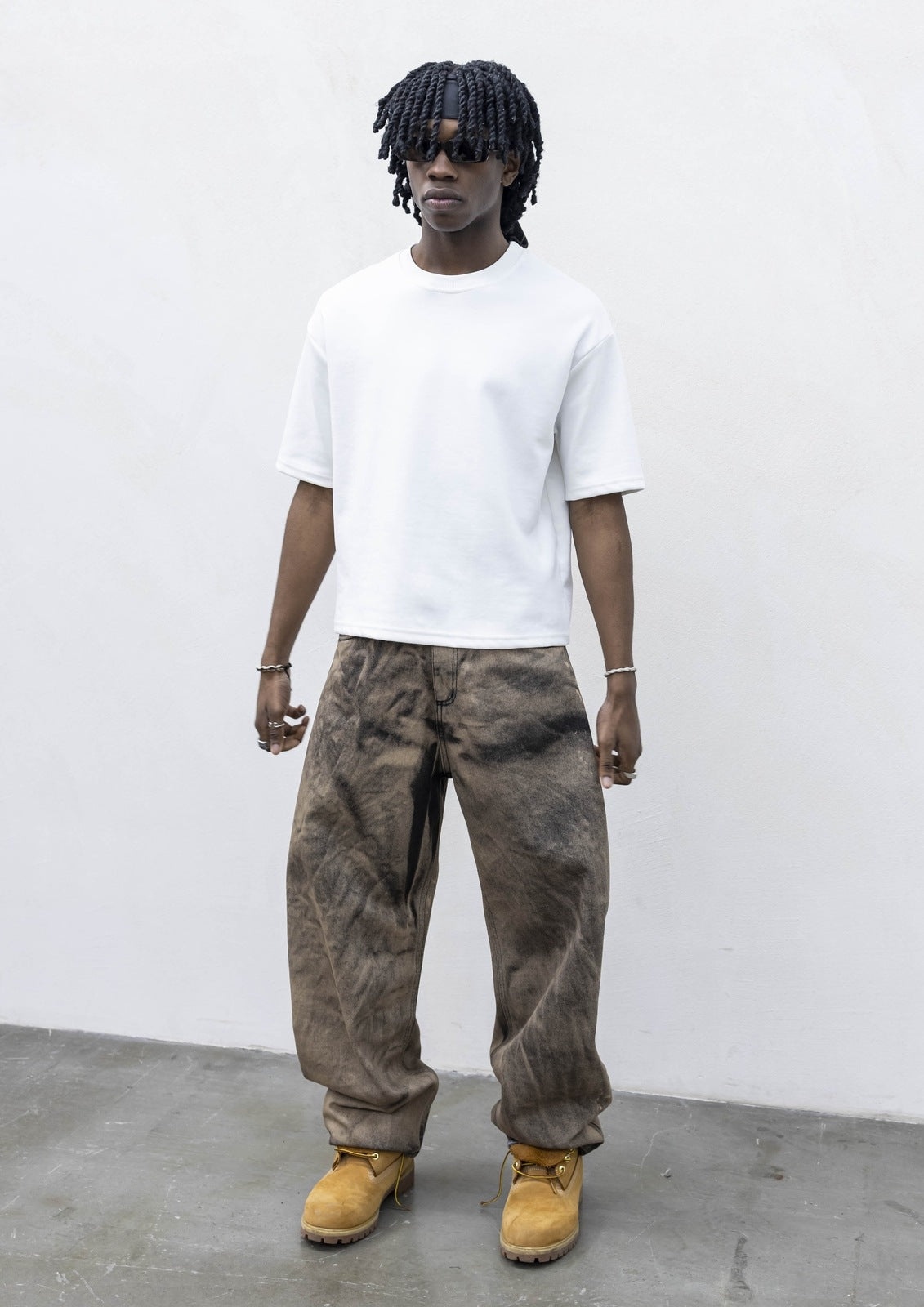 Denim baloon dark sand present day