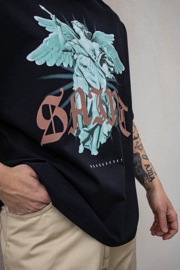 T-shirt Saint Present Day