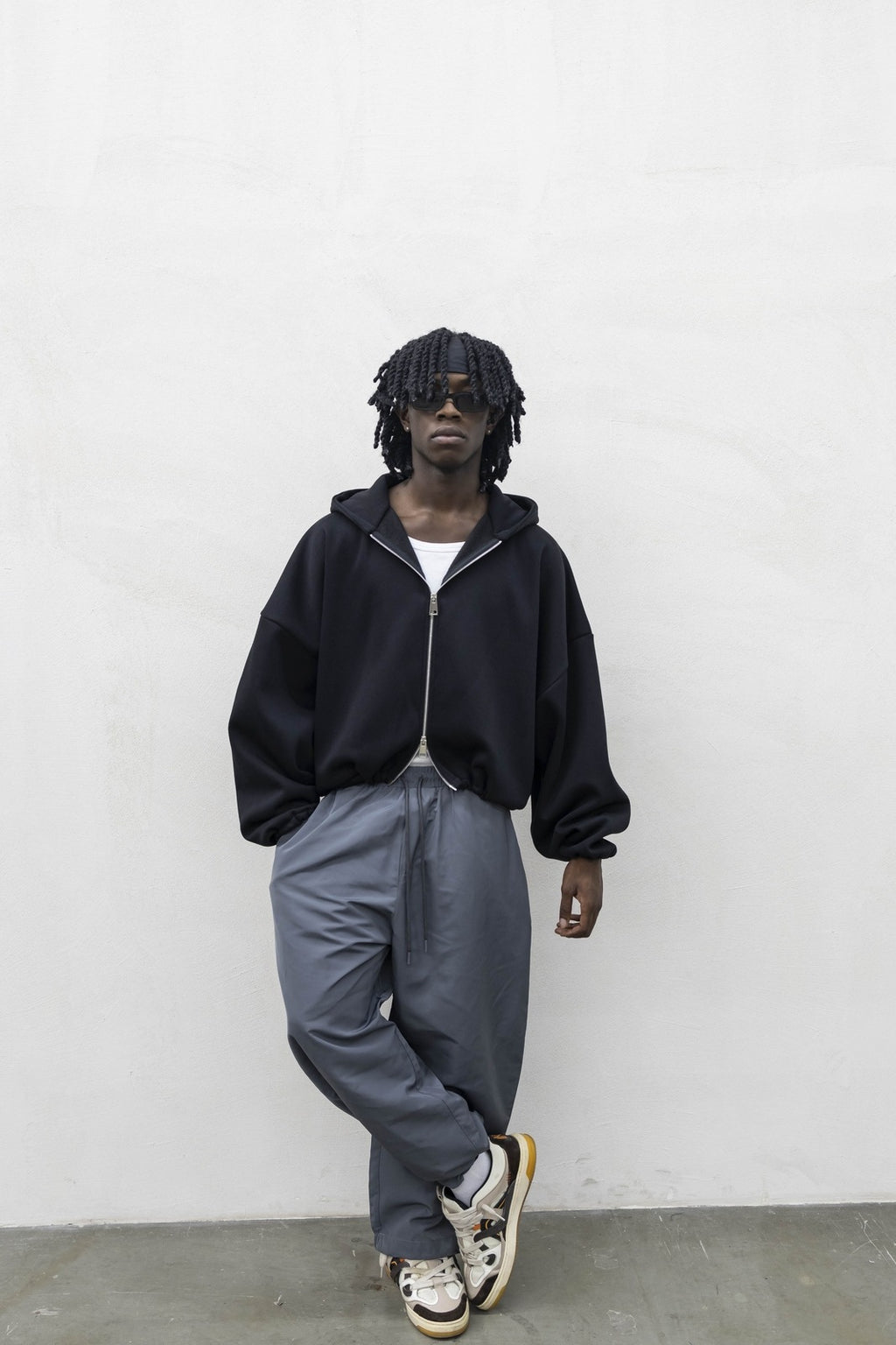 Felpa japan zip present day black