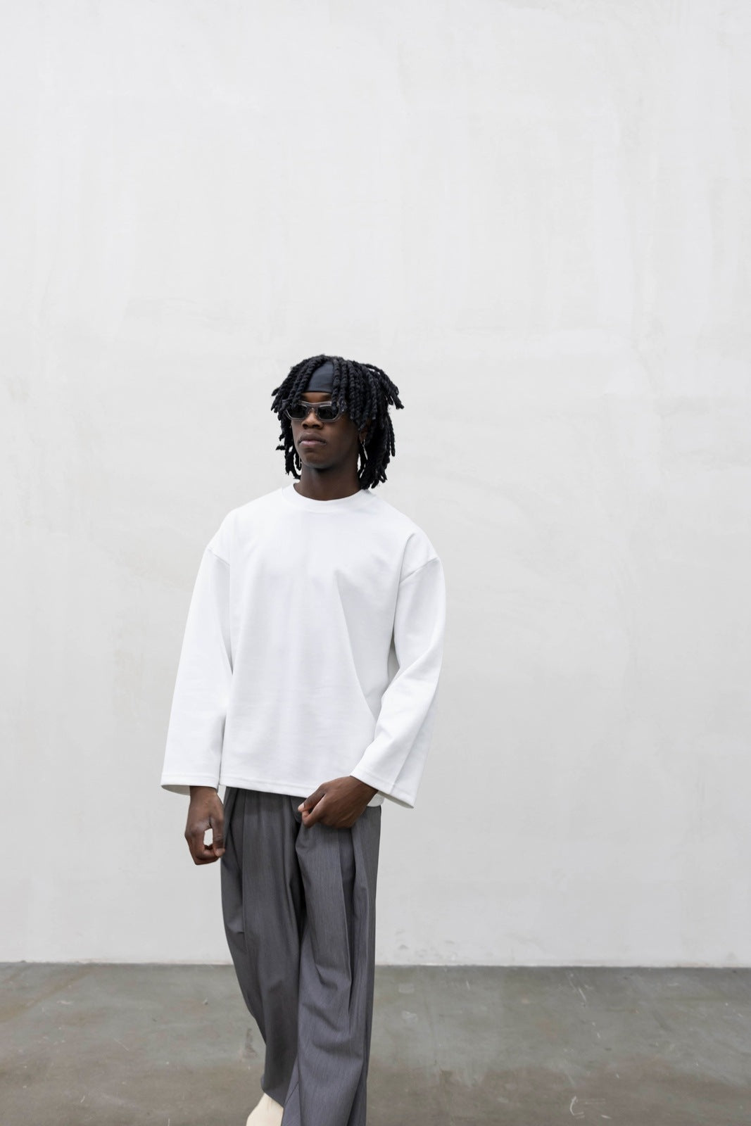 T-shirt long sleeve white present day