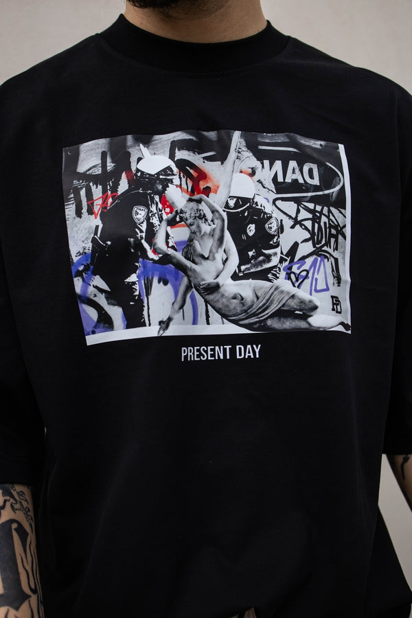 T-shirt Psiche Present Day black