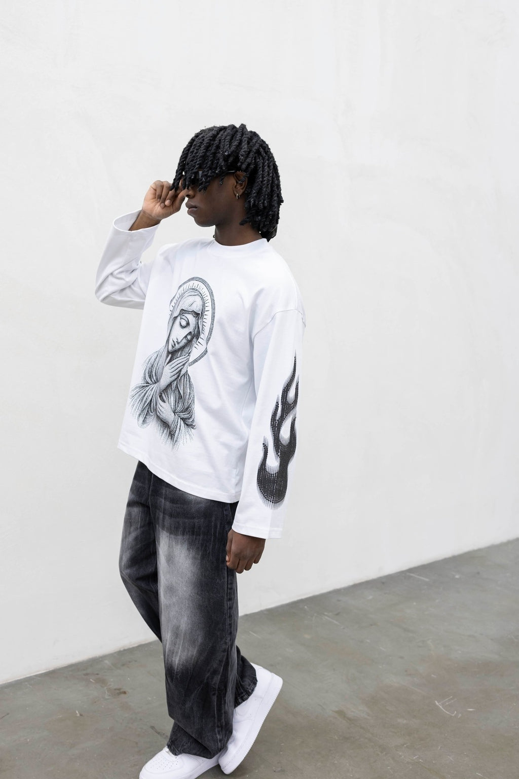 Long sleeve virgin white present day