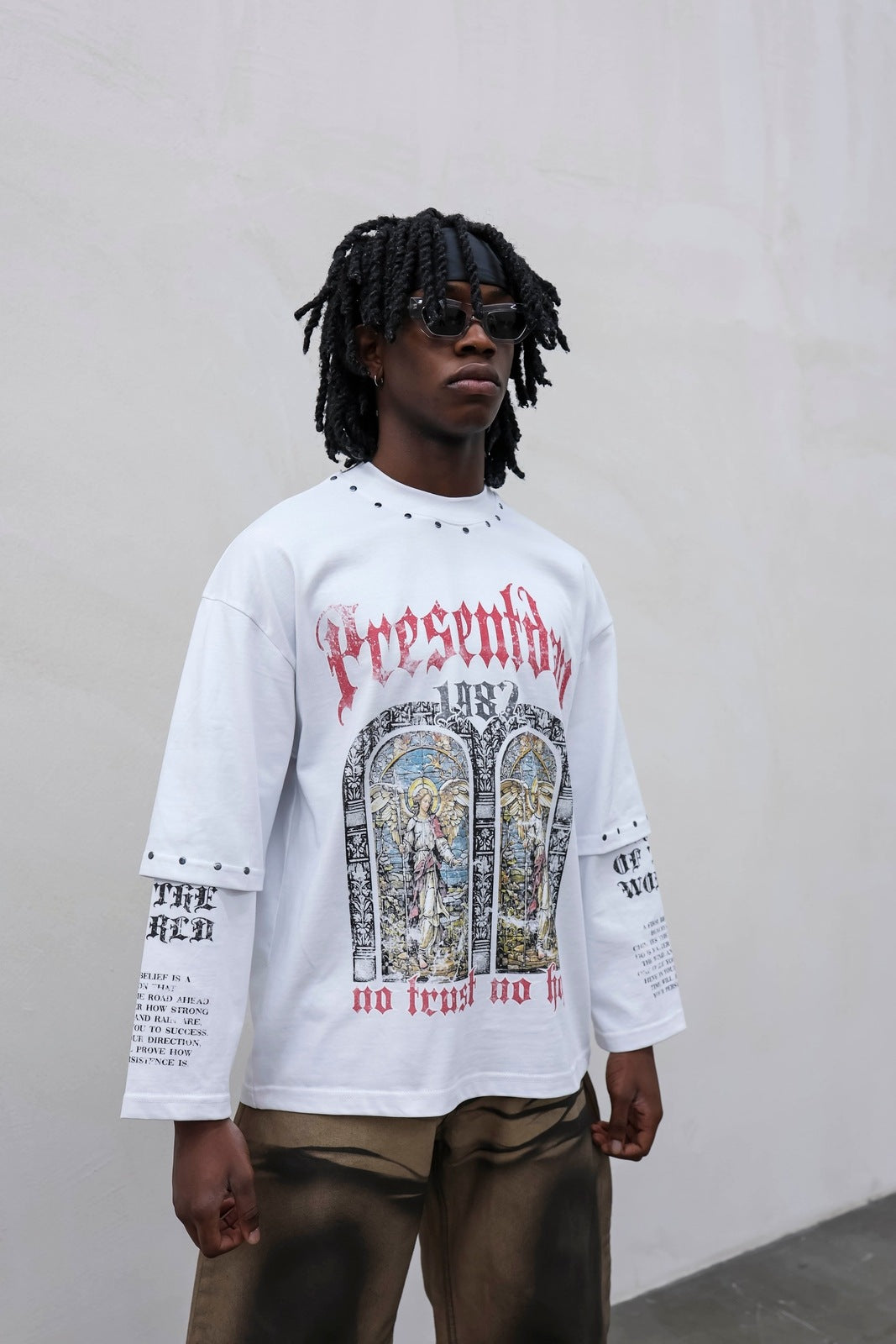 Long sleeve no-trust white present day